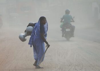 বায়ু দূষণ গবেষণার প্রসার ও তরুণদের ভূমিকা: প্রয়োজনীয়তা ও সম্ভাবনা