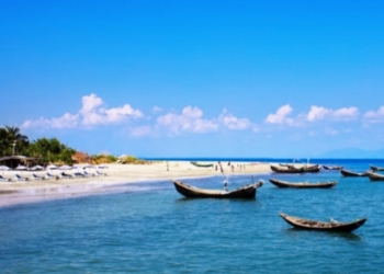 প্রবালসমৃদ্ধ এ দ্বীপটিতে নভেম্বর থেকে জানুয়ারি পর্যন্ত তিন মাস পর্যটকেরা দ্বীপে যেতে পারবেন