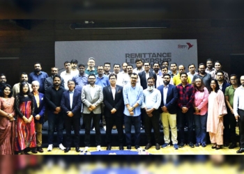 প্রবাসী আয় বাড়াতে দরকার প্রযুক্তিনির্ভর উদ্যোগ