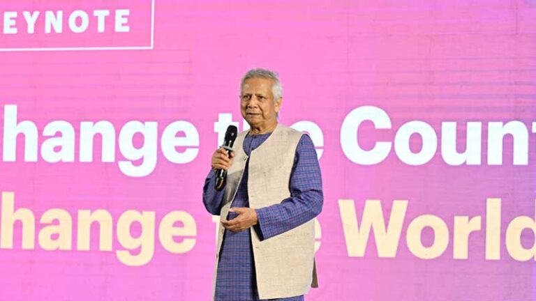 তরুণরা পুরো বিশ্বকে পাল্টে দিতে পারে