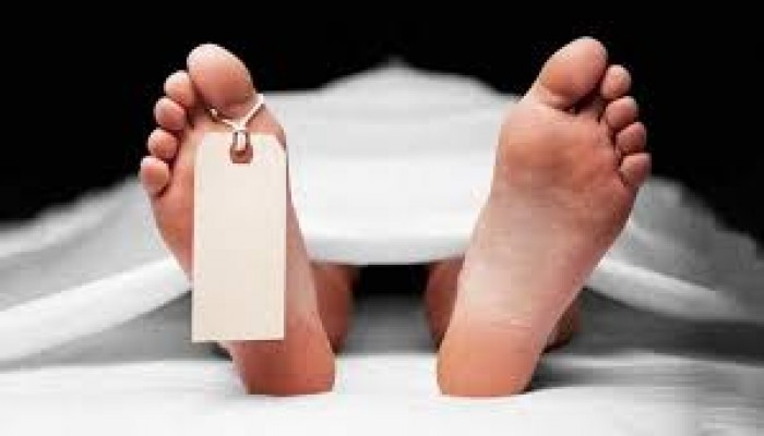 হাসপাতালে লাশ রেখে পালালেন স্বামী