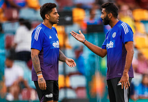 সেমিফাইনালের আগে ভারতের ‘দুশ্চিন্তা’র ছয়টি কারণ