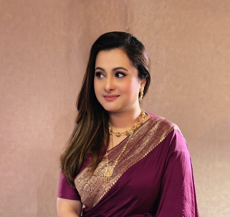 ‘শাকিবের সাথে অনেক ছবি করেছি, কেউ জানেই না’