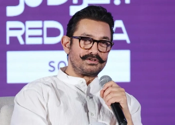 নিজের আবেগকে ধরে রাখতে পারতাম না : আমির খান