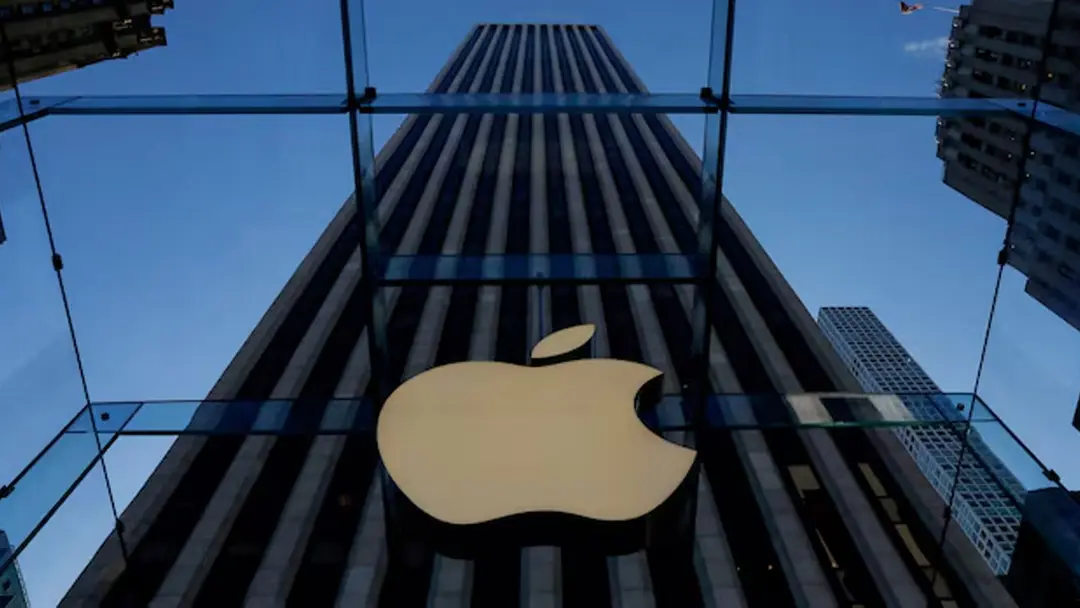 সিরি উন্নত করতে গুগলের সাবেক কর্মকর্তাকে নিয়োগ দিলো অ্যাপল