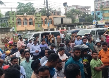 ভাড়া বাসা থেকে নারীর গলাকাটা মরদেহ উদ্ধার