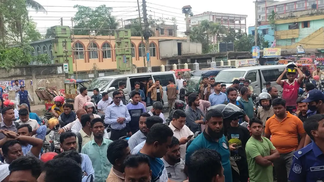 ভাড়া বাসা থেকে নারীর গলাকাটা মরদেহ উদ্ধার