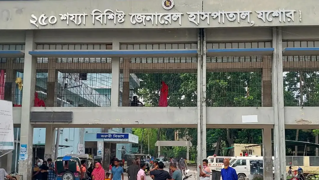 যশোরে পাইলিংয়ের সময় মাটি ধসে প্রাণ গেল শ্রমিকের