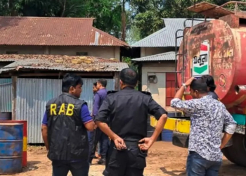 মৌলভীবাজারে তেল মজুত করায় লাখ টাকা জরিমানা
