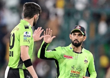 রাত দেড়টায় হোটেলে অতিথি নেওয়ার অভিযোগ, মুখ খুললেন রাজা