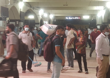 আরও তিন দিনের ছুটিতে ঈদ শেষে ঢাকায় ফেরার চাপ কম