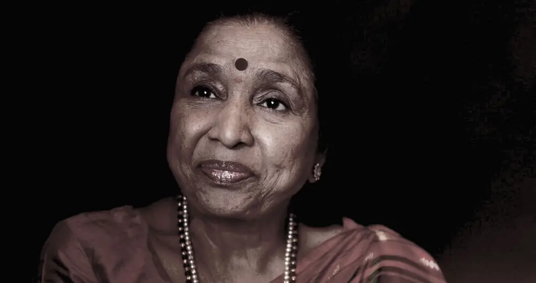 রাষ্ট্রীয় মর্যাদায় আশা ভোঁসলের বিদায়