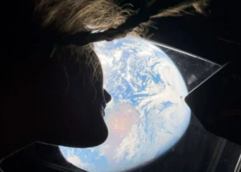 ৪০ মিনিট পৃথিবীর সঙ্গে সব যোগাযোগ বিচ্ছিন্ন হচ্ছে আর্টেমিস নভোচারীদের, কী ঘটবে তখন