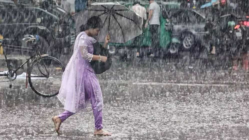 টানা ৫ দিন ঝড়বৃষ্টির আভাস, সতর্কতা জারি