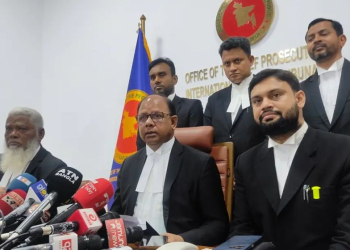 ‘সোজা গুলি করার’ নির্দেশ দিয়েছিলেন শেখ হাসিনা: চিফ প্রসিকিউটর