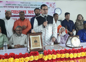 সান্তাহারে এমপি আব্দুল মহিত তালুকদারকে সংবর্ধনা