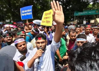সরকারের আশ্বাসে আন্দোলন প্রত্যাহারের সিদ্ধান্ত প্রাথমিকের নতুন শিক্ষকদের