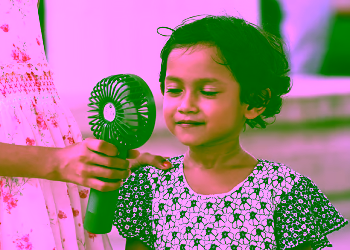 এ মাসের শুরু বৃষ্টিতে, শেষ দিনে বাড়তে পারে তাপ