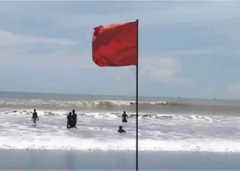 চার সমুদ্রবন্দর ও সাত অঞ্চলের নদীবন্দরে সতর্কতা