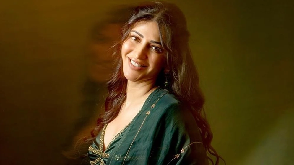 বিয়ে শুধুই কাগজের সম্পর্ক নয়, পরস্পরের ভালোবাসা ও সম্মান জরুরি: শ্রুতি হাসান