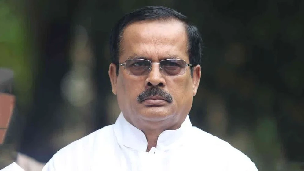 ক্ষমতা গেছে, টাকা পাচার থামেনি: এখনো মাসে কোটি টাকা ঢুকছে নানকের পকেটেক্ষমতা গেছে, টাকা পাচার থামেনি: এখনো মাসে কোটি টাকা ঢুকছে নানকের পকেটে