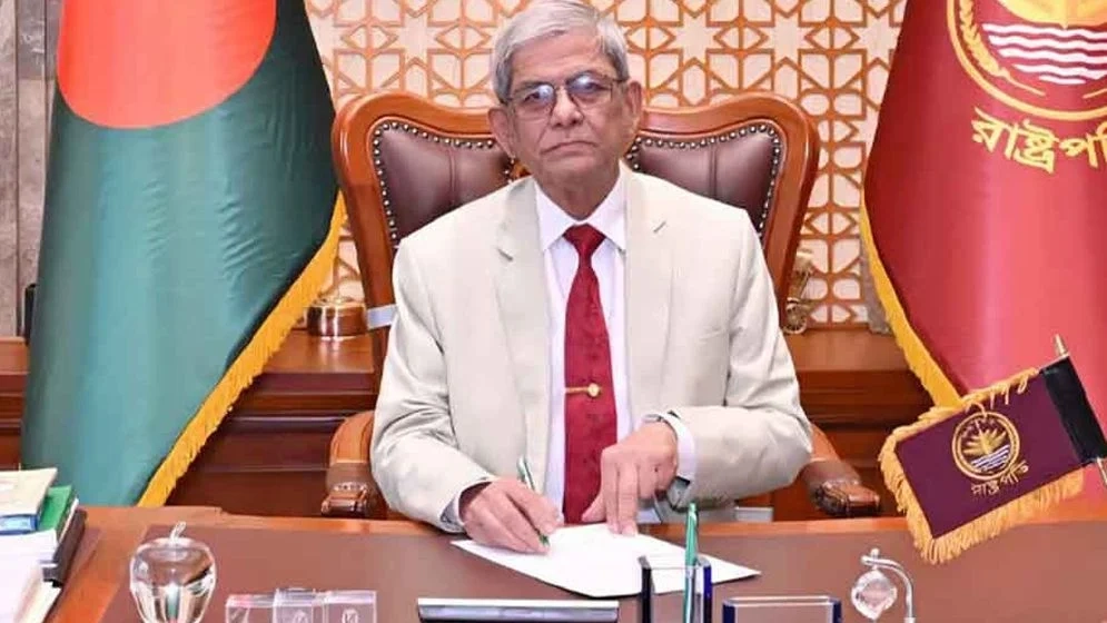 বাস্তবসম্মত ও কর্মমুখী শিক্ষায় বিশেষ জোর দেওয়ার আহ্বান রাষ্ট্রপতির