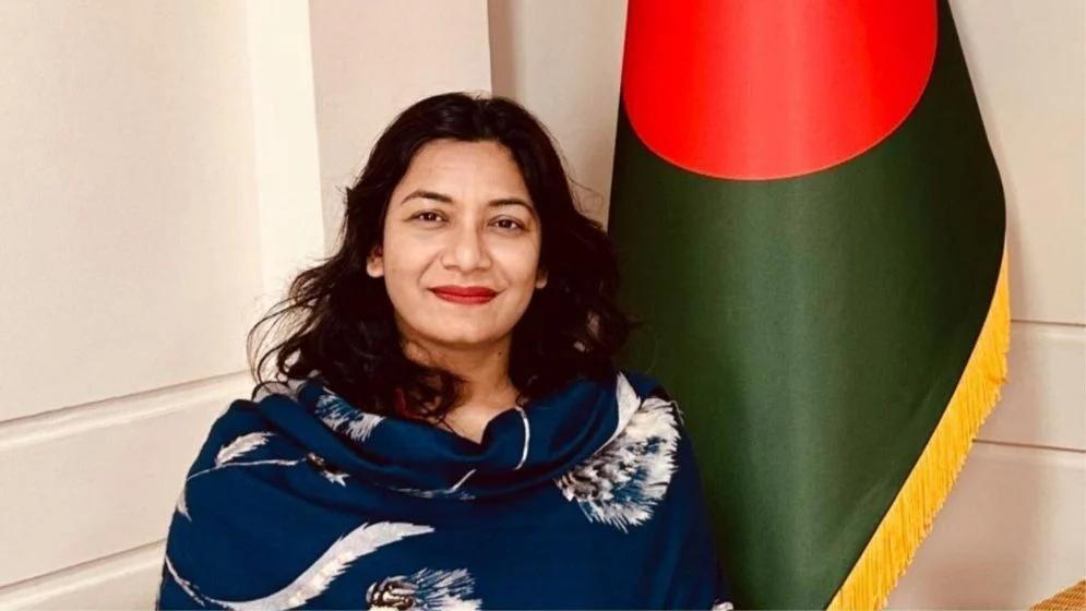 মাটির টান আর জবর-দখলের ক্ষত: সামাজিক মাধ্যমে খোলামেলা ড. শামারুহ মির্জা