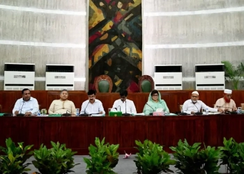 সার নীতিমালায় বড় পরিবর্তন, কমবে আমদানি নির্ভরতা : কৃষিমন্ত্রী