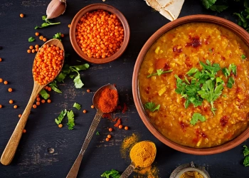 ডাল কীভাবে খেলে সর্বাধিক পুষ্টি পাবেন?