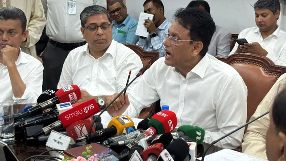 প্রাথমিকে নিয়োগপত্র পাননি ৮১৭ জন, যা জানালেন শিক্ষামন্ত্রী
