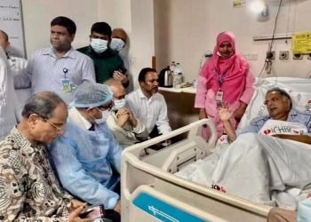 মন্ত্রী টুকুকে হাসপাতালে দেখতে গেলেন রিজভী