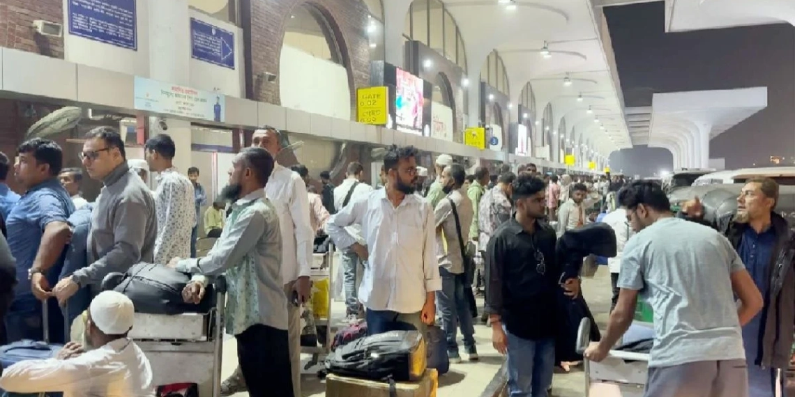 ইউরোপ থেকে ফেরত ৩৫ বাংলাদেশি