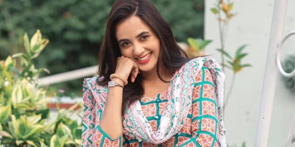 ৯ মাস পর শুটিংয়ে তানিয়া বৃষ্টি