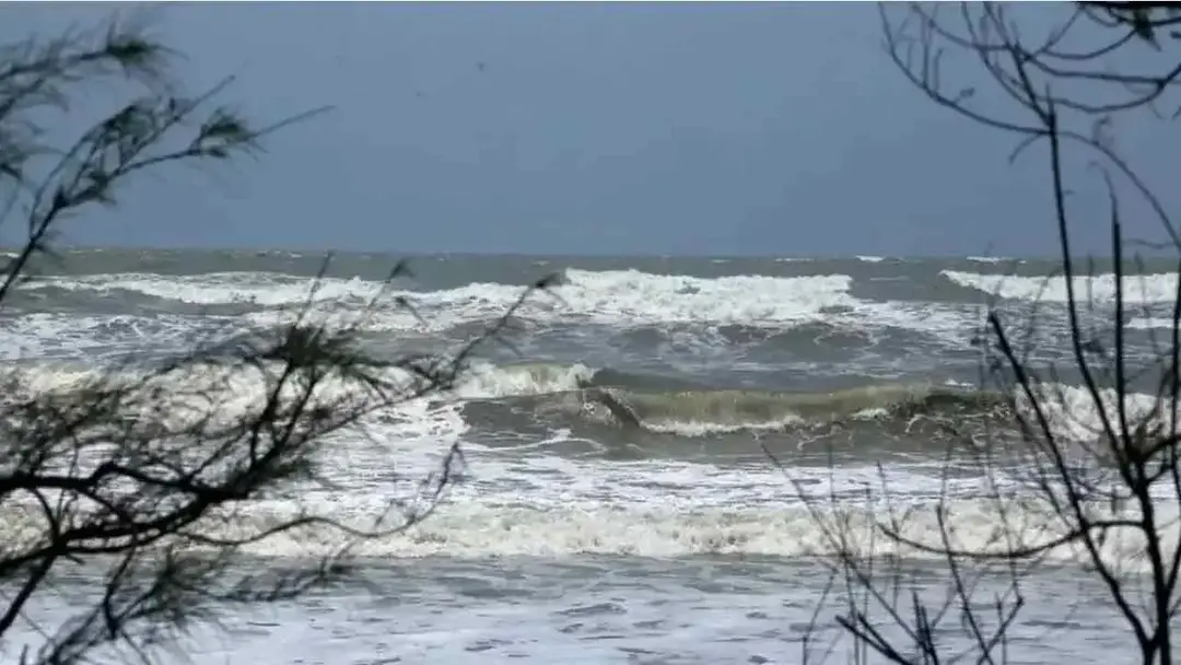 দক্ষিণ বঙ্গোপসাগরে লঘুচাপের আভাস, আগামী ৫ দিন যেমন থাকবে আবহাওয়া