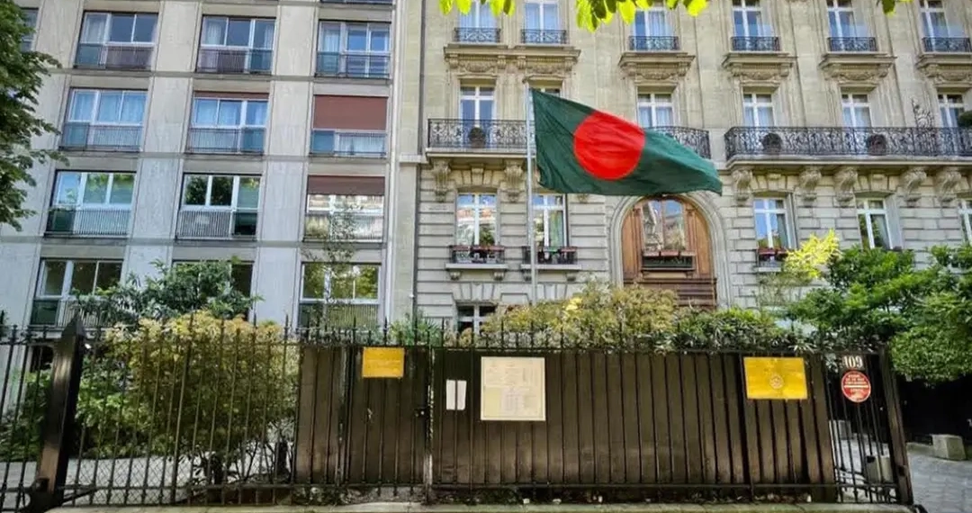 ফ্রান্সে প্রবাসীদের টার্গেট করে প্রতারণা, সতর্ক থাকার আহ্বান দূতাবাসের