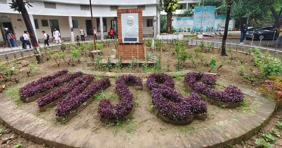 ভিকারুননিসায় পাসের হার ৯৪ শতাংশ, জিপিএ-৫ গতবারের চেয়ে অর্ধেক কম