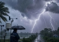 তিন অঞ্চলে দমকা হাওয়াসহ বজ্রবৃষ্টির আভাস, নদীবন্দরে সতর্কতা জারি